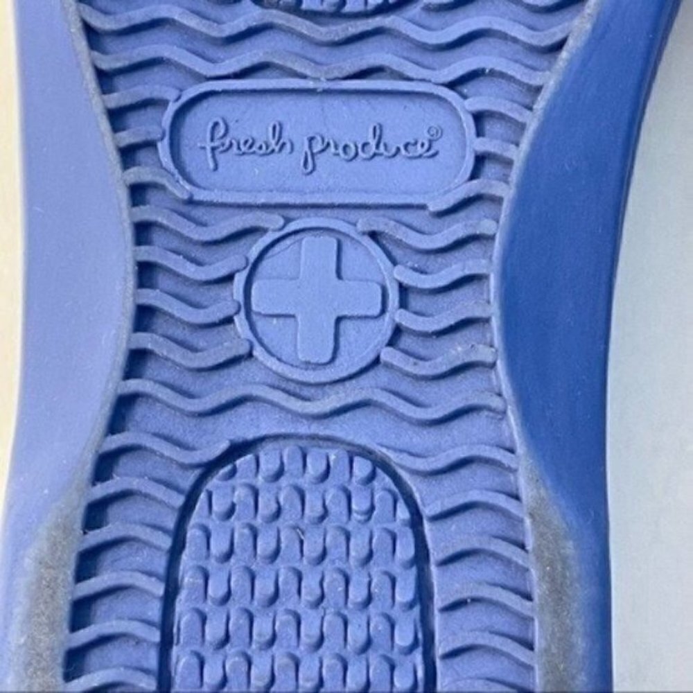 Fresh Produce Periwinkle Blue Fishy Thong Sandals shoes size 9 Flip flops - Picture 10 of 12